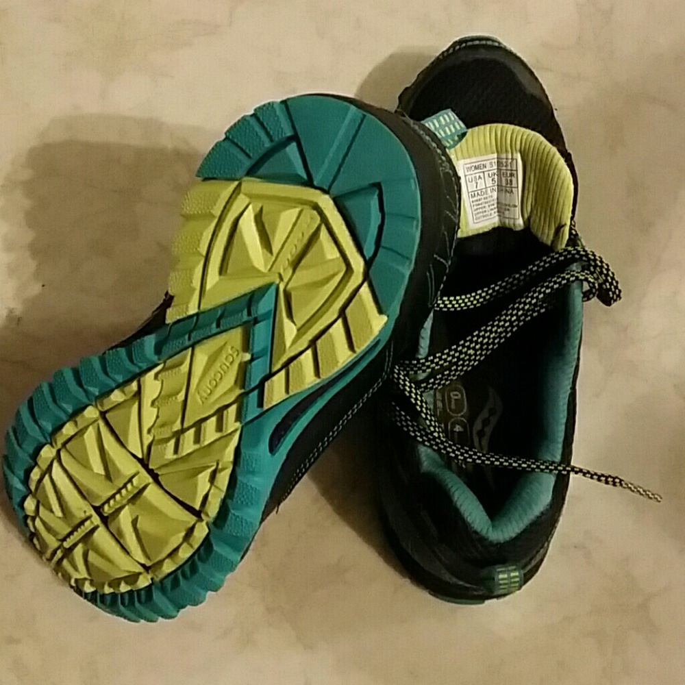 Shoes - Picture 2 of 3